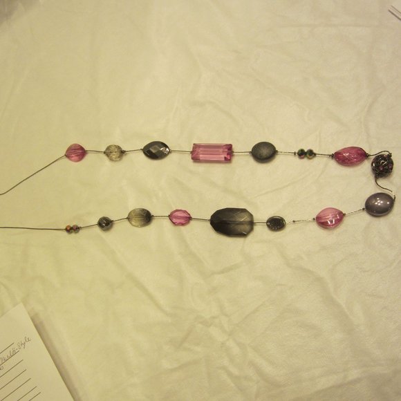 VTG 90'S SIGNED NY, LONG MULTI BEADED NECKLACE, GRAYS & PURPLE - Picture 3 of 3